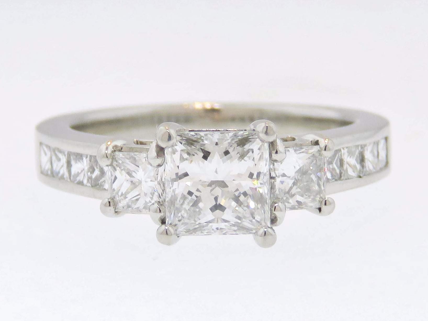 Custom Design Jewelry Gold Diamond Ring