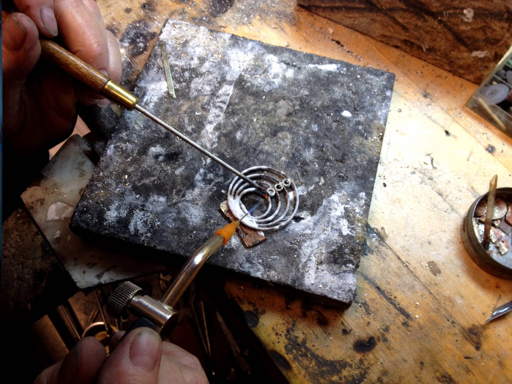 Custom jewelry design in gold with gemstones