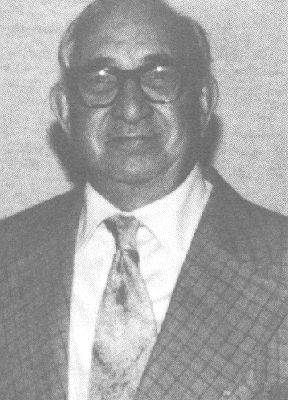 Minneapolis Custom jewelry repair design store founder