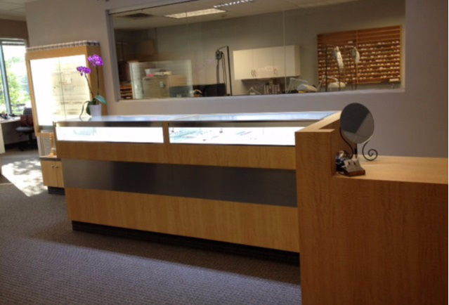 Minneapolis Family Owned Custom Jewelry Design Store. Master Jeweler, experienced repairs, unique gifts, consulting and personal service.